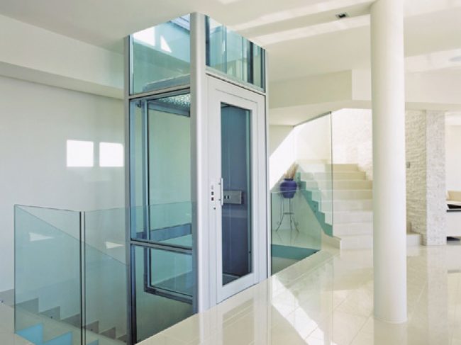 Ascenseur domestique ou escalier ?